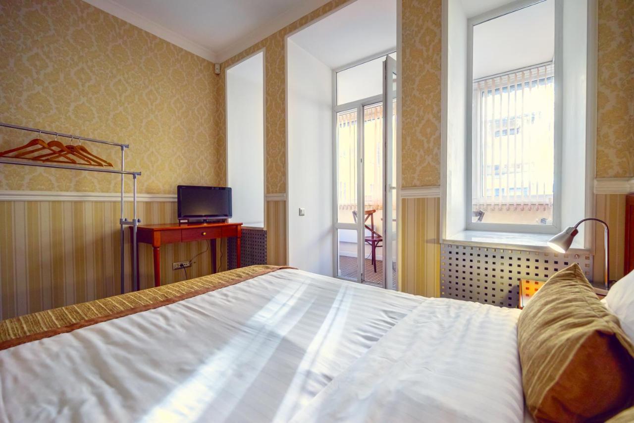 Consul Hotel Консул Odessa Esterno foto